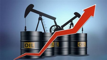 ارتفاع سعر النفط إلى أكثر من 100 دولار للبرميل بعد الهجمات في البحر الأحمر