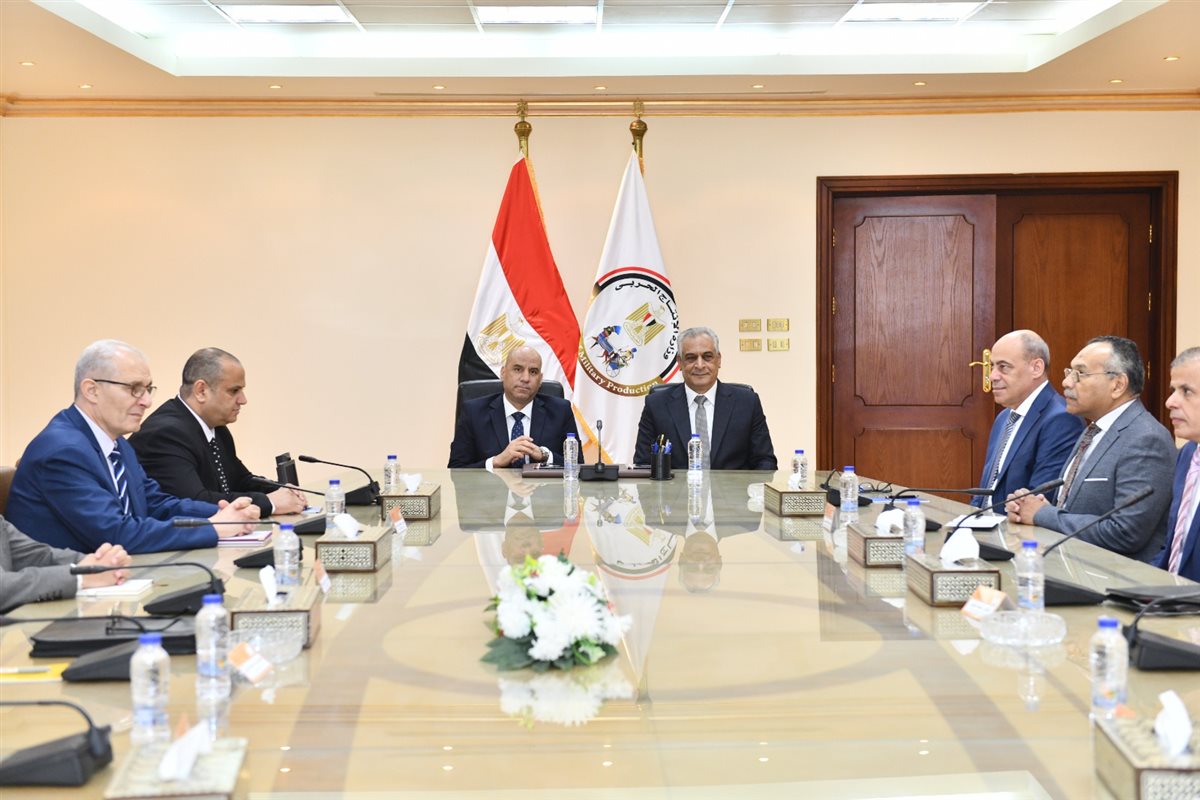 وزيرا الإنتاج الحربي والعمل يتفقان على خطة للتدريب المهني وتأهيل الشباب لسوق العمل
