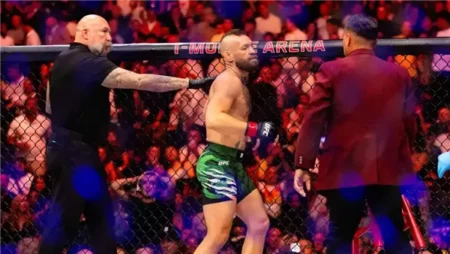 في دقيقة واحدة فقط، ماكجريجور يخسر أول نزال له في UFC بعد غياب 5 سنوات (فيديو)