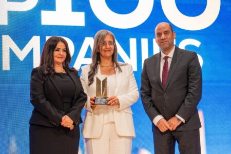 عبير لهيطة تتسلم تكريم «إيجيترانس نوسكو» ضمن قائمة TOP100 خلال قمة مصر للأفضل 2026 عبير لهيطة تتسلم تكريم «إيجيترانس نوسكو» ضمن قائمة TOP100 خلال قمة مصر للأفضل 2026