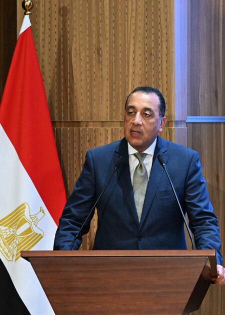 رئيس الوزراء: نجحنا في قيد 20 شركة قيدا مؤقتا بالبورصة المصرية