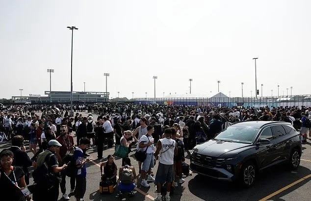 أزمة تنظيمية تثير استياء الجماهير بملعب ميتلايف قبل نهائي كأس العالم 2026