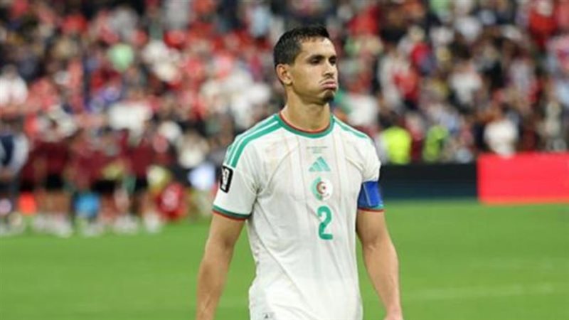 الثاني بعد كأس العالم، عيسى ماندي يعلن اعتزاله اللعب مع الجزائر (فيديو)