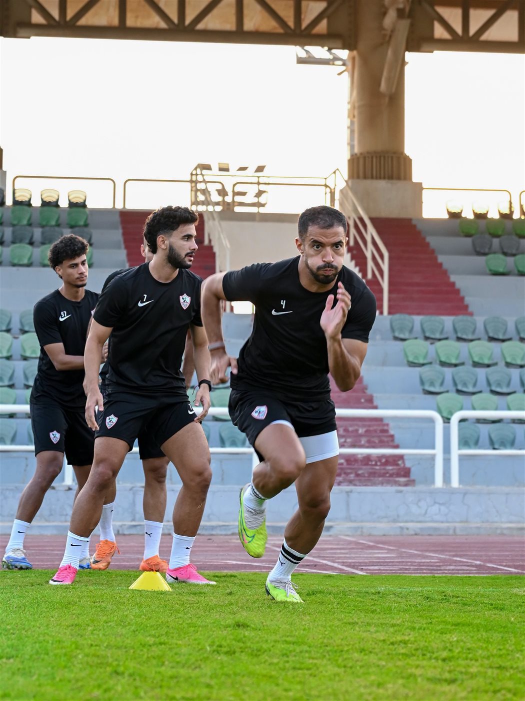 8 صور ترصد مران الزمالك استعدادًا للموسم الجديد