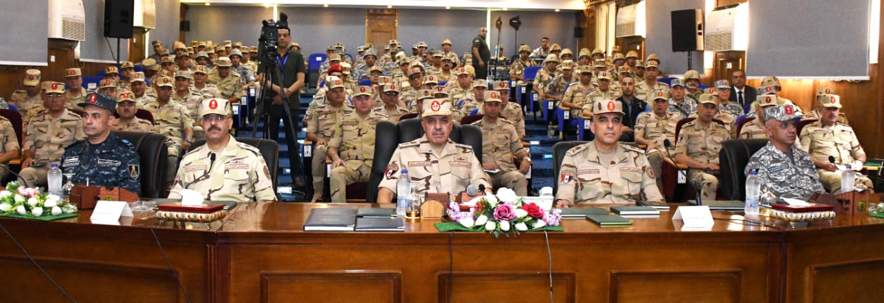 القوات المسلحة تنفذ مشروع مراكز القيادة الاستراتيجي التعبوي بنطاق الجيش الثاني الميداني.. صور