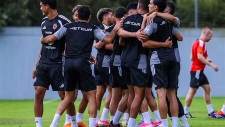 قائمة الأهلي للموسم الجديد.. 35 لاعبًا بينهم 5 صفقات جديدة