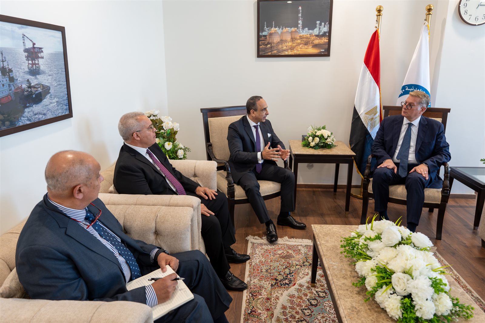 هاليبرتون تجهز خطة لزيادة إنتاج مصر.. الحفر الأفقي والتكسير الهيدروليكي في الواجهة