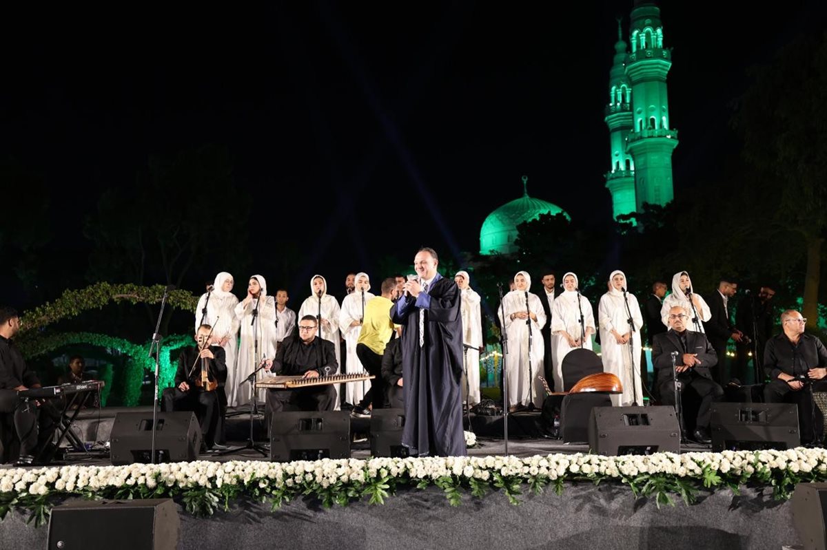 جامعة مصر للعلوم والتكنولوجيا تحتفي بالليلة المحمدية وسط أجواء روحانية تستحضر قيم النبوة وتجمع بين العلم والأخلاق 9 احتفالية جامعة مصر للعلوم والتكنولوجيا بـ الليلة المحمدية، مصر24