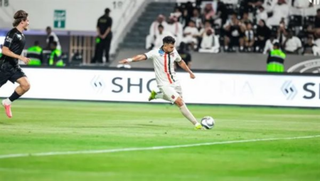 محمود تريزيجيه يسجل ويصنع في تعادل مثير بين الشباب ضد الرياض 3-3 محمود تريزيجيه يسجل ويصنع في تعادل مثير بين الشباب ضد الرياض 3-3
