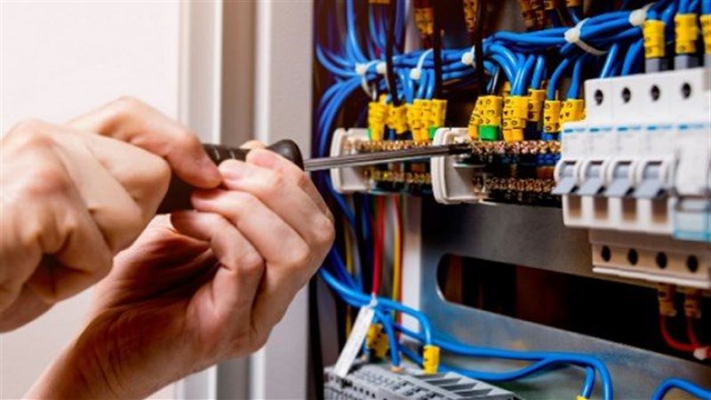متى تسقط قضايا سرقة التيار الكهربائي ومصير المستحقات المالية؟