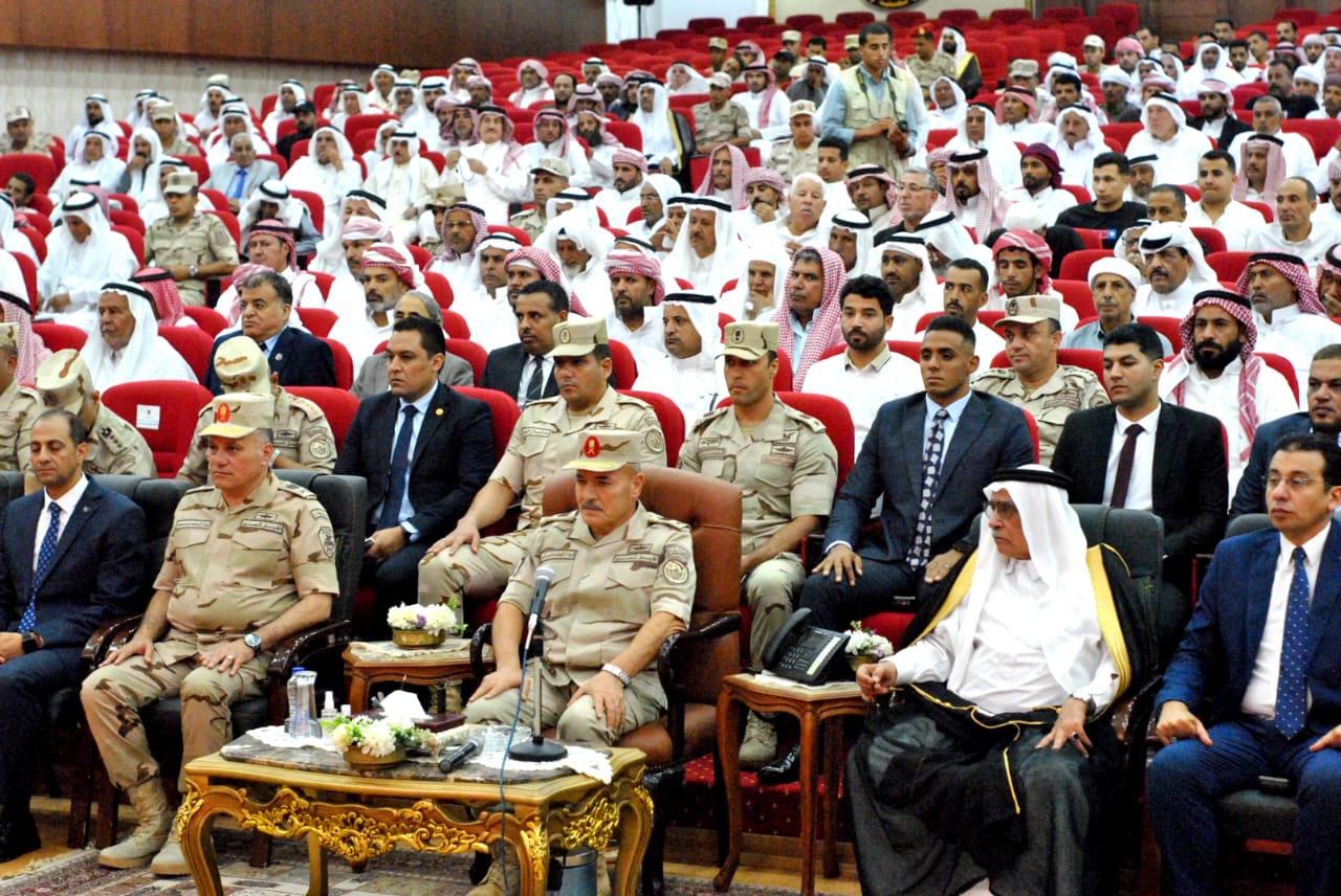 القوات المسلحة تنظم عددا من اللقاءات مع شيوخ وعواقل سيناء ومطروح.. صور
