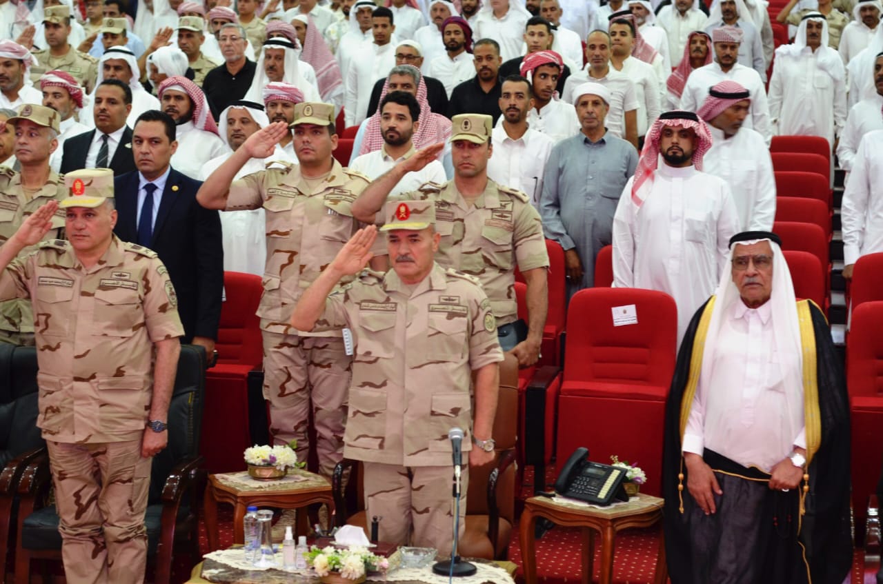 القوات المسلحة تنظم عددا من اللقاءات مع شيوخ وعواقل سيناء ومطروح.. صور