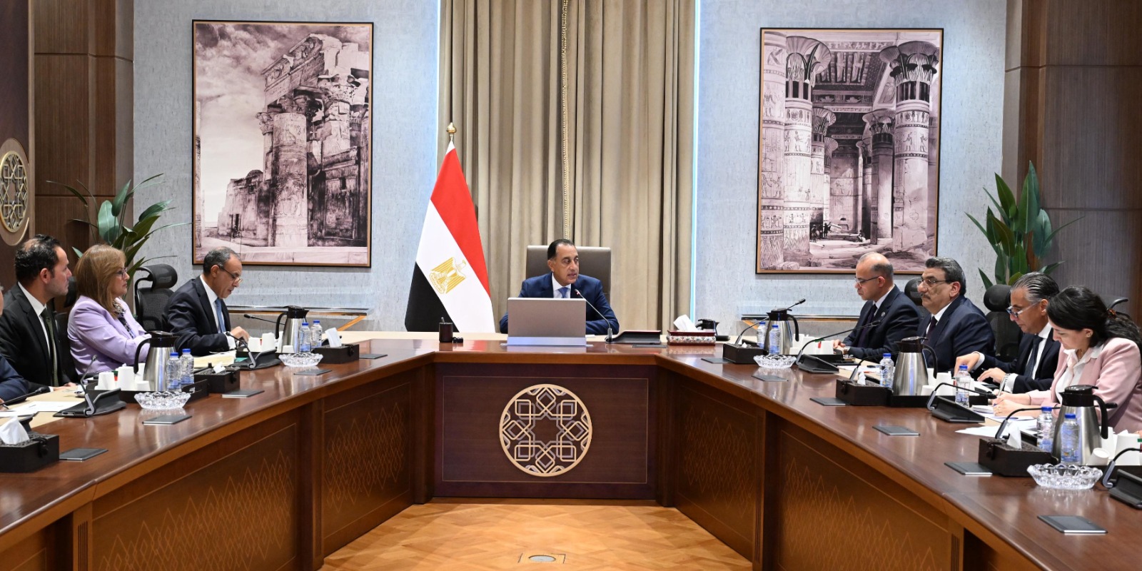 رئيس الوزراء يستعرض الترتيبات النهائية لزيارة الرئيس الصيني لمصر.. صور
