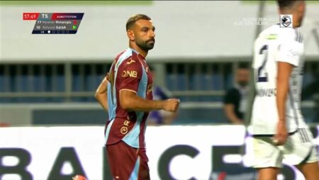 محمد صلاح يظهر بقميص طرابزون سبور للمرة الأولى أمام قاسم باشا