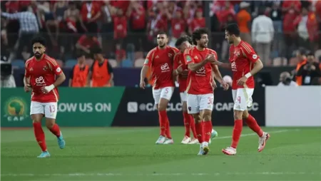 الأهلي يختتم ودياته المحلية غدًا بمواجهتي بترول أسيوط ودلفي قبل السفر إلى إسبانيا