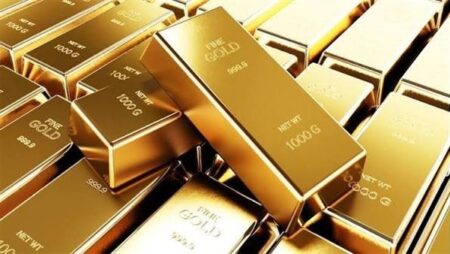 الذهب يقفز 4% إلى 4504 دولارات للأوقية.. المعدن النفيس يواصل صعوده وسط إقبال متزايد الذهب يقفز 4% إلى 4504 دولارات للأوقية.. المعدن النفيس يواصل صعوده وسط إقبال متزايد