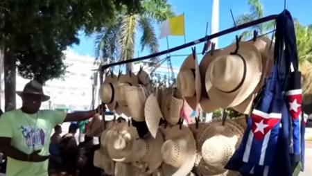 أزمة السياحة تعمق معاناة الاقتصاد الكوبي في ظل العقوبات الأمريكية.. فيديو أزمة السياحة تعمق معاناة الاقتصاد الكوبي في ظل العقوبات الأمريكية.. فيديو