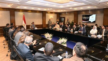 وزير الرياضة: ننتقل من طرح المبادرات إلى التنفيذ.. والنتائج تحسم نجاح العمل الشبابي