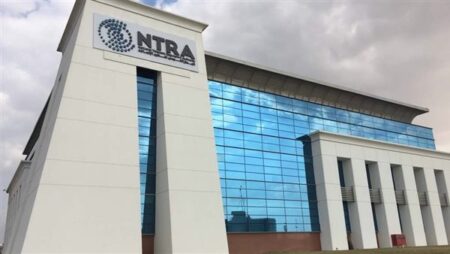 بيان عاجل من تنظيم الاتصالات بشأن وجود خطوط «محمول» بأسماء مواطنين دون علمهم