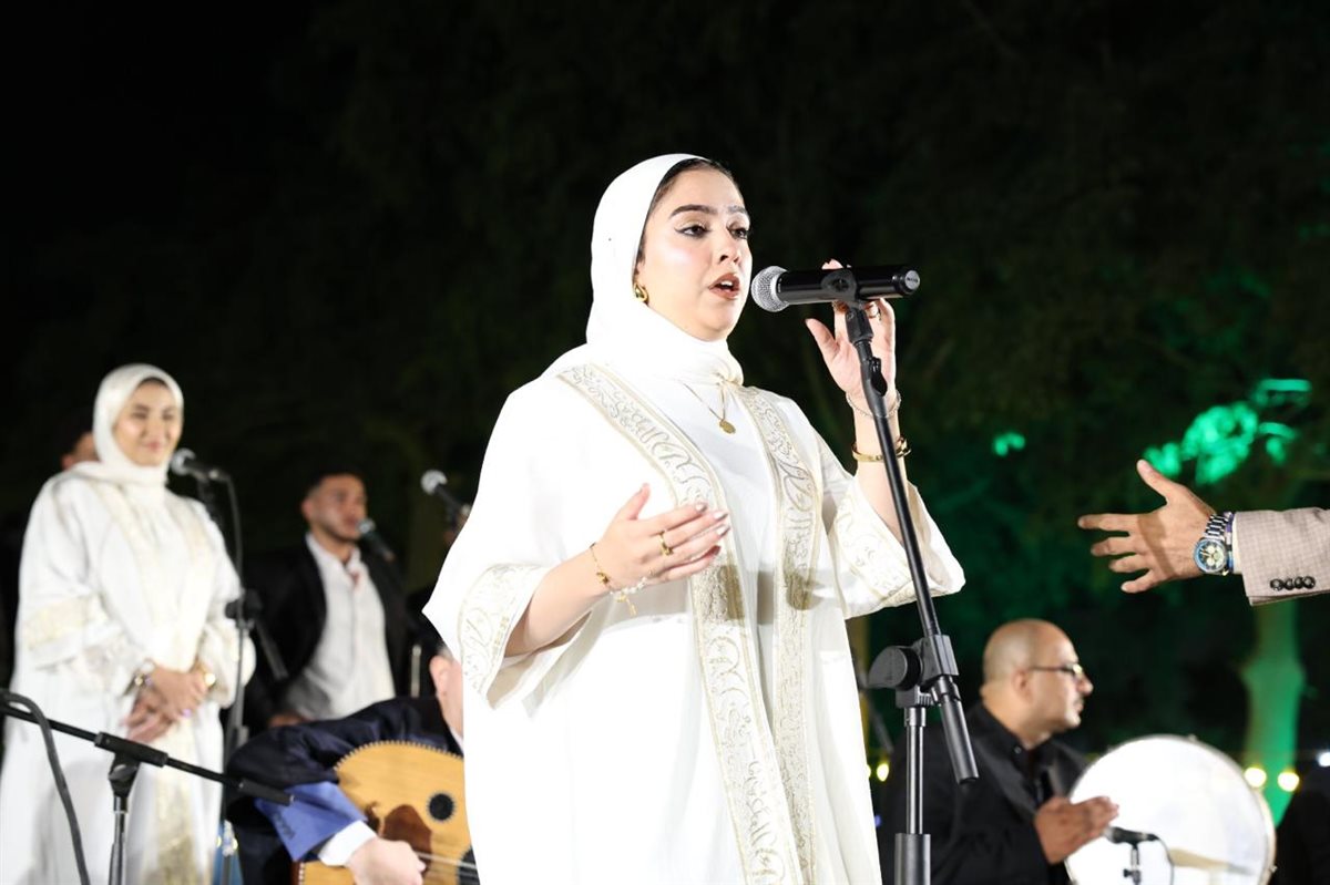 جامعة مصر للعلوم والتكنولوجيا تحتفي بالليلة المحمدية وسط أجواء روحانية تستحضر قيم النبوة وتجمع بين العلم والأخلاق 3 احتفالية جامعة مصر للعلوم والتكنولوجيا بـ الليلة المحمدية، مصر24