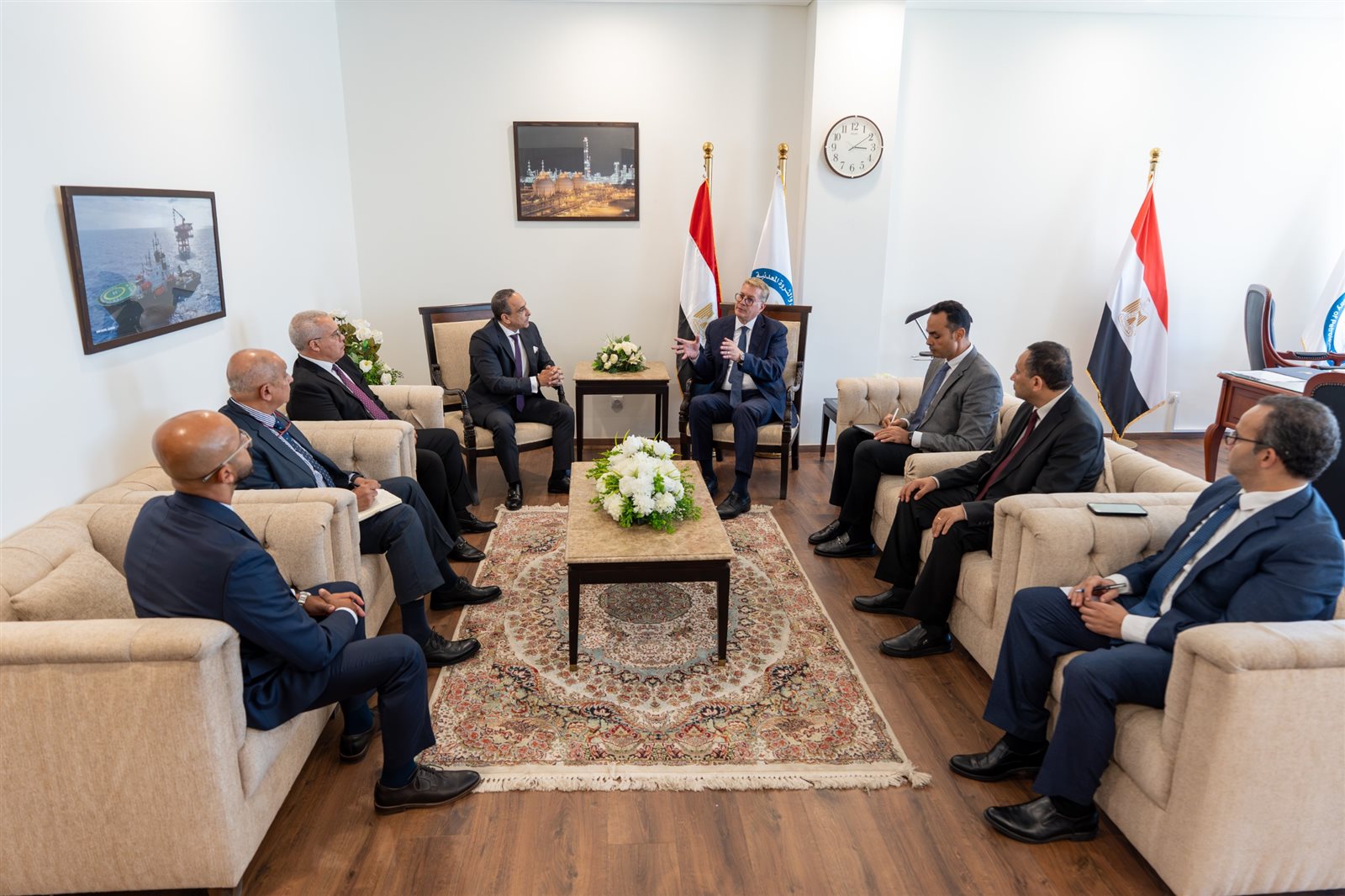 هاليبرتون تجهز خطة لزيادة إنتاج مصر.. الحفر الأفقي والتكسير الهيدروليكي في الواجهة