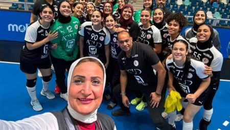 رئيسة بعثة منتخب الشابات لليد: فخورة ببنات مصر.. وما يحدث في مونديال رومانيا إنجاز بكل المقاييس