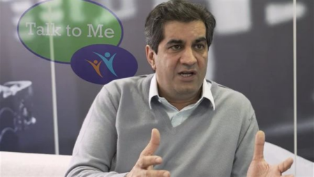 "ملك الدجاج" في المملكة المتحدة يحذر: الأمن الغذائي البريطاني في خطر بسبب الحرب وارتفاع التكاليف