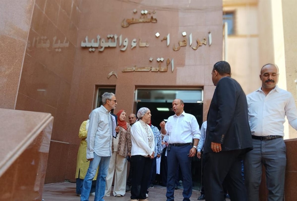 عميد قصر العيني يستكمل جولاته التفقدية بالمستشفيات لمتابعة كفاءة الخدمات الطبية
