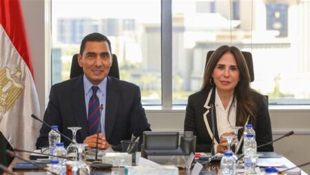 وزيرا الرياضة والإسكان يبحثان تعزيز التعاون في ملفات مراكز الشباب والمدن الجديدة