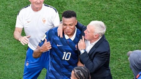 تقارير فرنسية تكشف تفاصيل رفض ديشامب تدريب منتخب تركيا