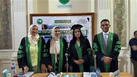 بمرتبة الشرف الأولى، نجاة امرابي تحصل على الدكتوراه في الدراسات الإعلامية