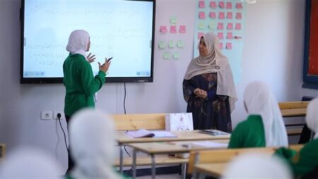 مدارس مستقبل مصر تربط الدراسة بالتدريب العملي داخل المشروعات القومية