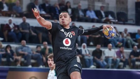 الأهلي يضرب موعدا مع الزمالك على برونزية كأس العالم للأندية لكرة اليد