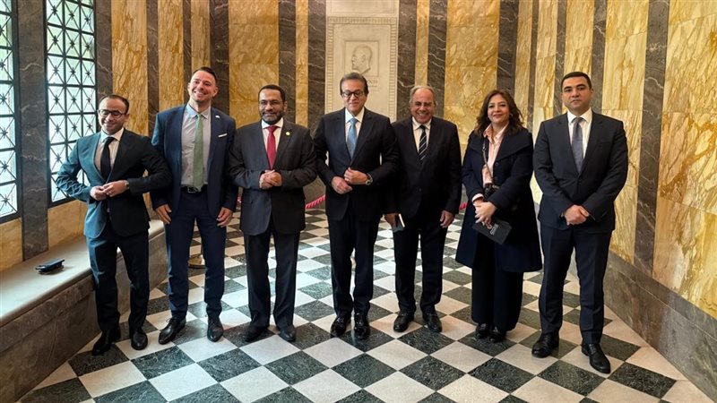 وزير الصحة يبحث مع معهد روبرت كوخ الألماني تطوير منظومة الإنذار المبكر والاستعداد للأوبئة