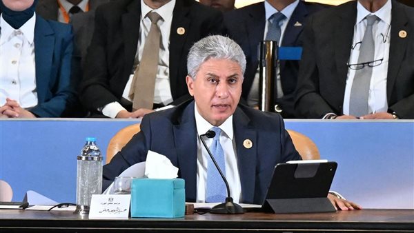شريف فتحي: مصر استقبلت 135 مليون سائح بإيرادات 125 مليار دولار خلال 12 عامًا 1 شريف فتحي: مصر استقبلت 135 مليون سائح بإيرادات 125 مليار دولار خلال 12 عامًا