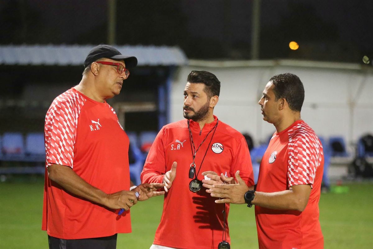 منتخب الشباب يواصل تدريباته استعدادا لمباراته المصيرية أمام الجزائر (صور)