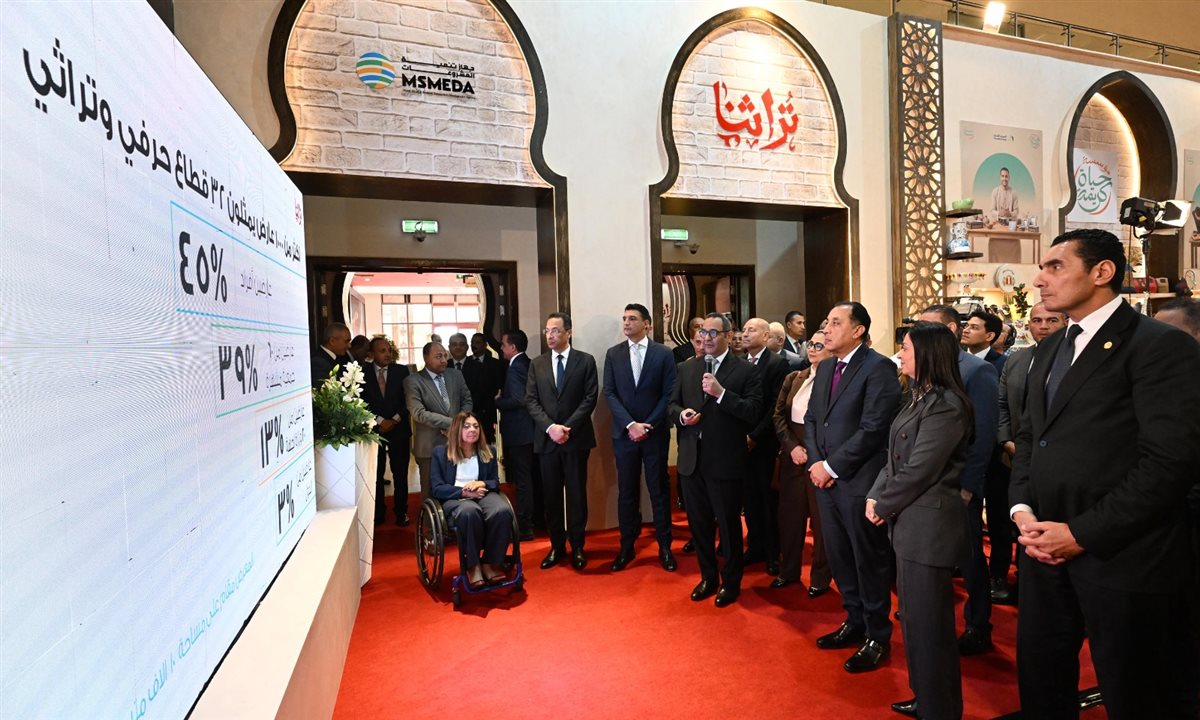 رئيس الوزراء يفتتح الدورة الثامنة لمعرض "تراثنا 2026" لدعم الحرف اليدوية والتراثية تحت شعار "أصل الحكاية".. صور