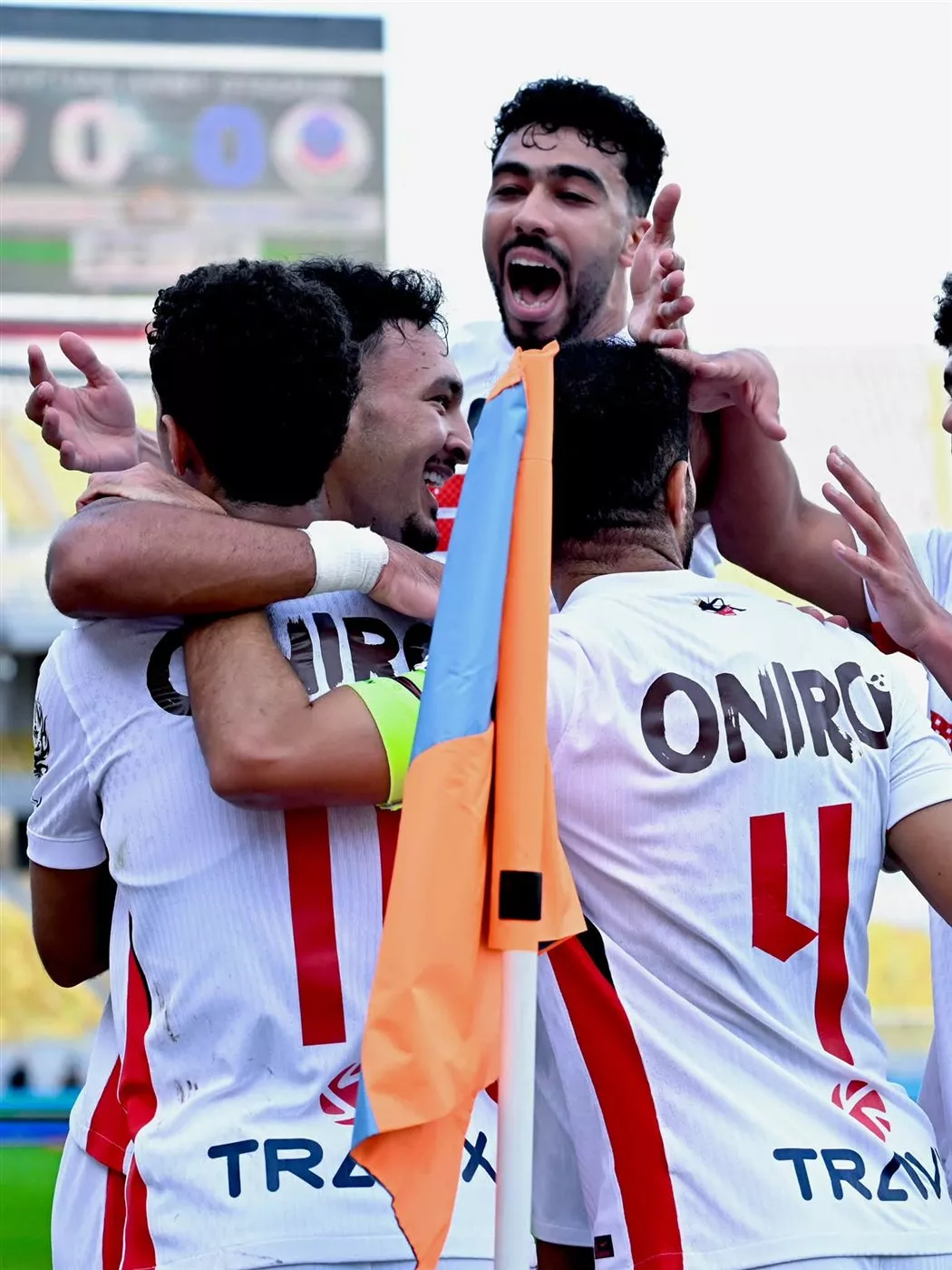 الزمالك يبحث عن الهدف الثاني في شباك بترول أسيوط بعد مرور 75 دقيقة (صور) 3 الزمالك يبحث عن الهدف الثاني في شباك بترول أسيوط بعد مرور 75 دقيقة (صور)