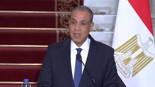 عبد العاطي يستعرض تحديات الاتجاهات الاستراتيجية الشرقية والغربية وتداعياتها على الأمن القومي المصري