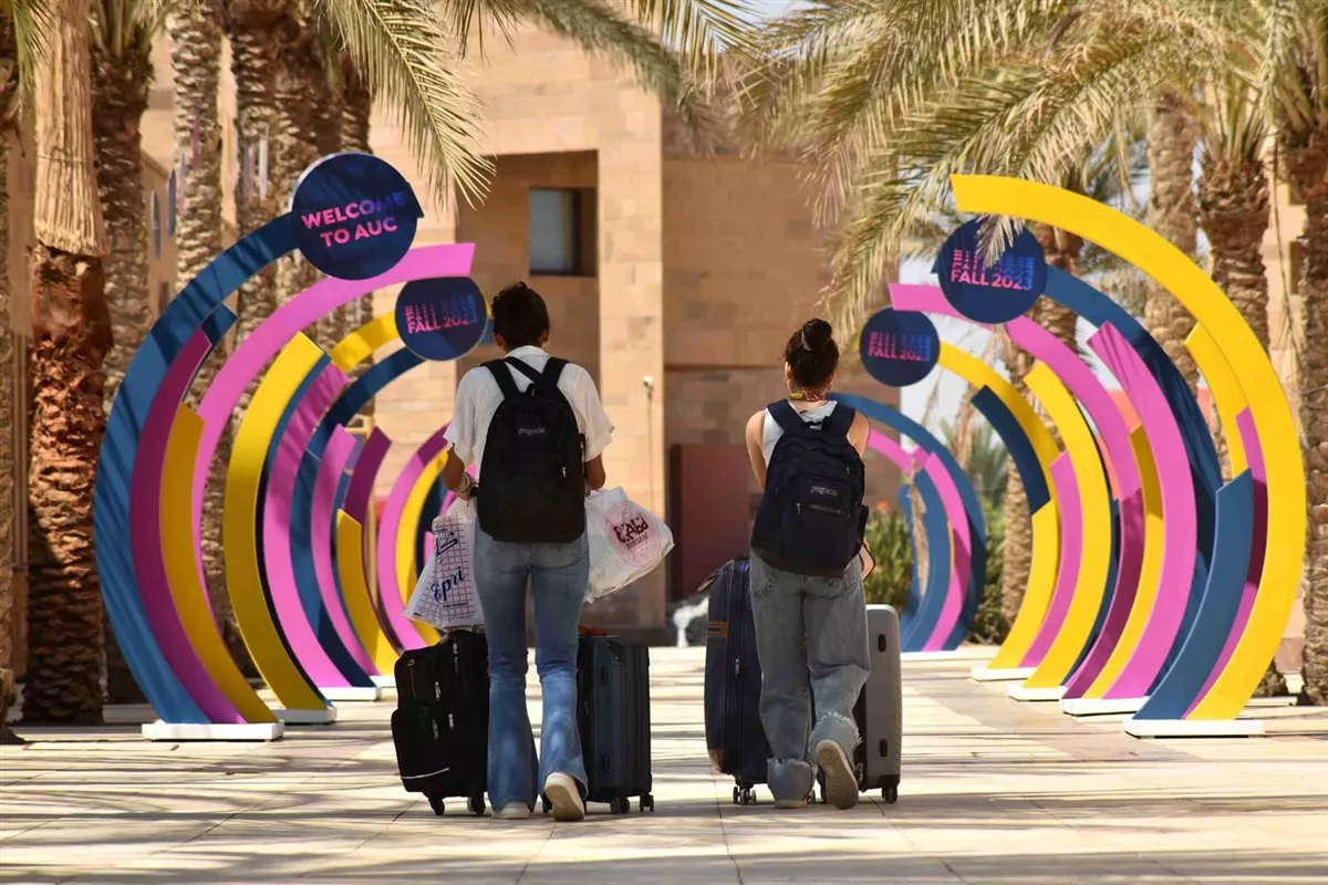 الجامعة الأمريكية بالقاهرة تستقبل الدفعة الرابعة من الحاصلين على "منح التميز" لعام 2026 2 الجامعة الأمريكية بالقاهرة تستقبل الدفعة الرابعة من الحاصلين على "منح التميز" لعام 2026