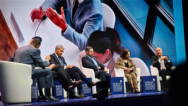 شريف فتحي يشارك في حفل افتتاح القمة السادسة والعشرين للمجلس العالمي للسياحة والسفر