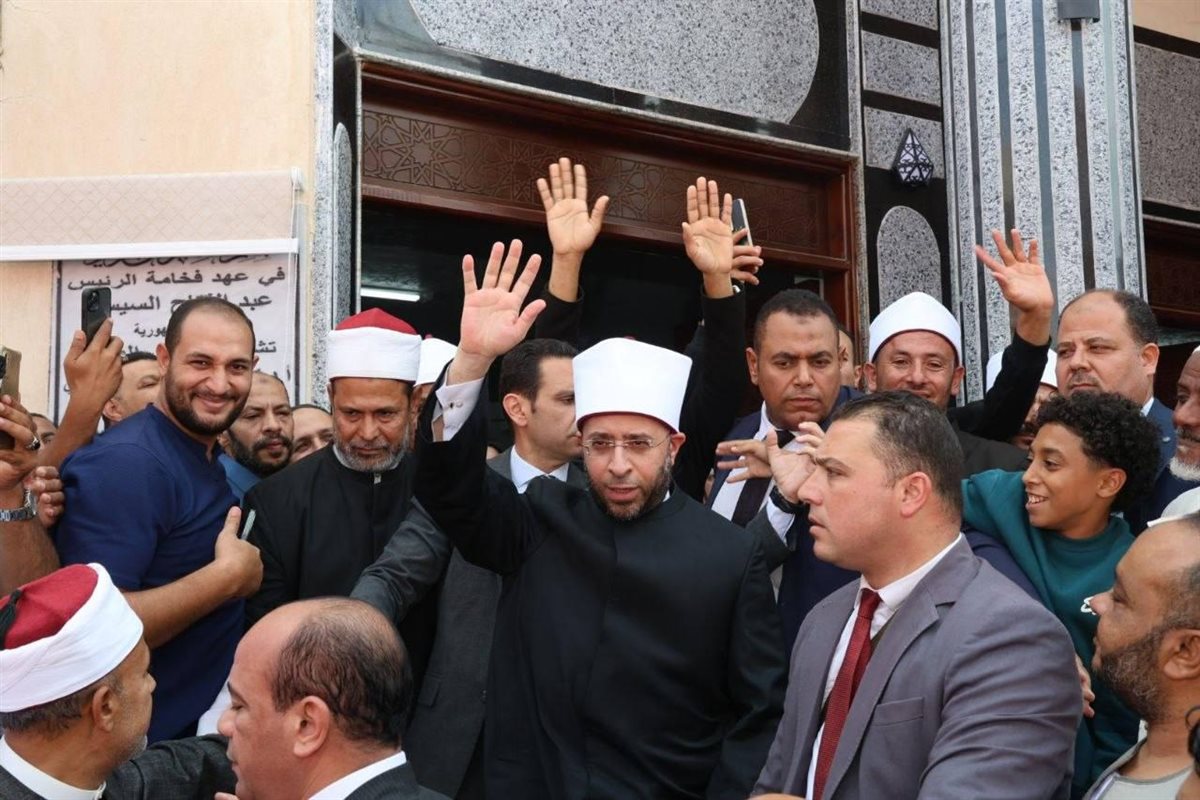 من الإسماعيلية، وزير الأوقاف يدعو إلى اجتماع كلمة المصريين وتماسكهم على قلب رجل واحد