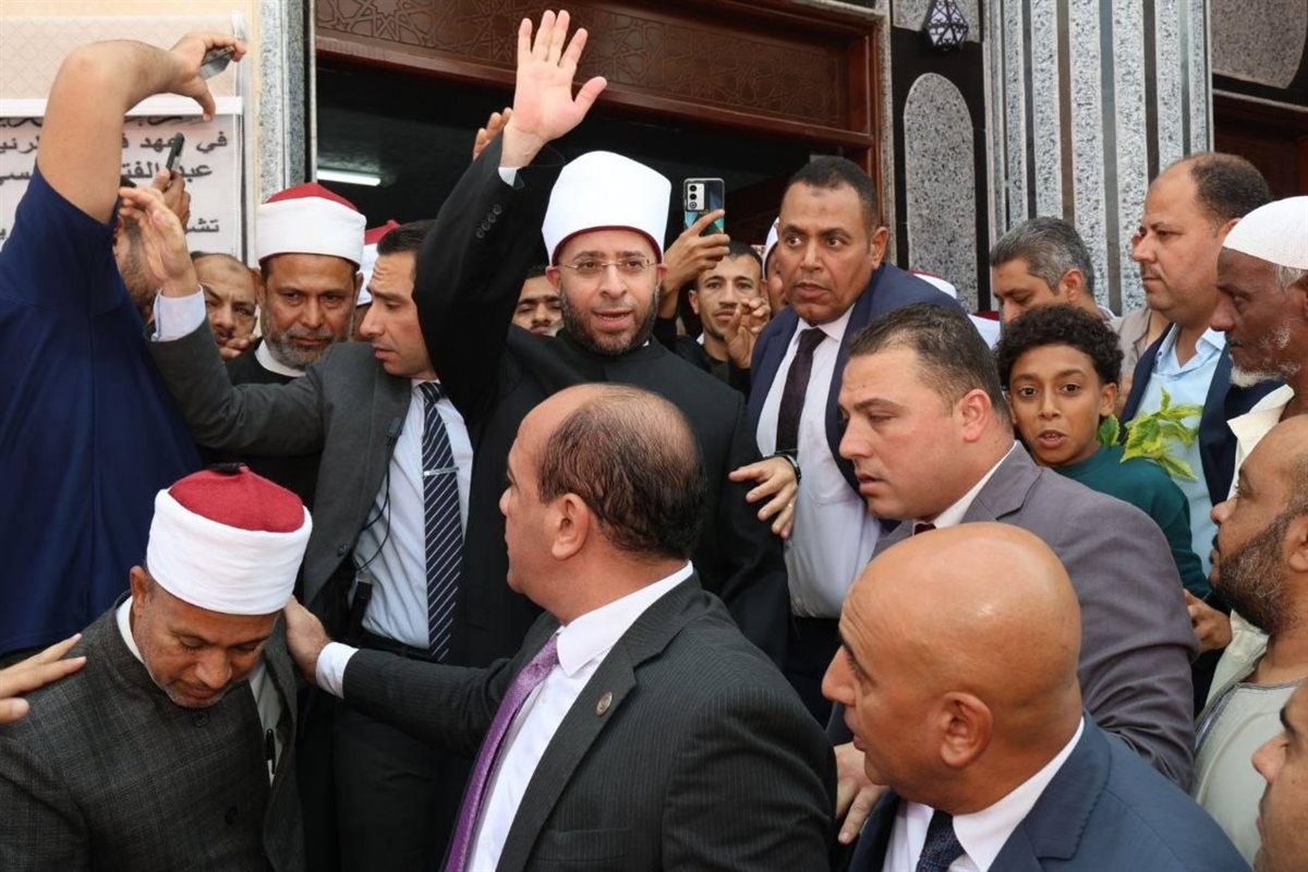 من الإسماعيلية، وزير الأوقاف يدعو إلى اجتماع كلمة المصريين وتماسكهم على قلب رجل واحد