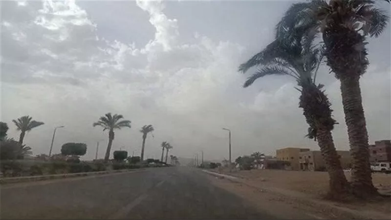 حالة الطقس اليوم الثلاثاء، أمطار وشبورة كثيفة ورياح على أغلب الأنحاء 1 حالة الطقس اليوم الثلاثاء، أمطار وشبورة كثيفة ورياح على أغلب الأنحاء