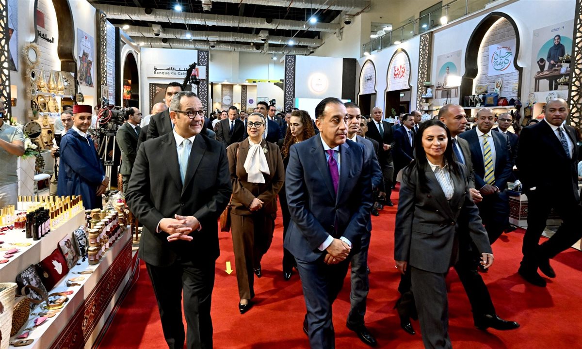 رئيس الوزراء يفتتح الدورة الثامنة لمعرض "تراثنا 2026" لدعم الحرف اليدوية والتراثية تحت شعار "أصل الحكاية".. صور
