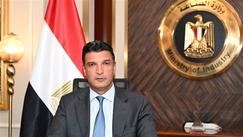 الصناعة تدعو المصانع المتعثرة للاستفادة من خدمات صندوق إعادة الهيكلة عبر منظومة دعم المصنعين