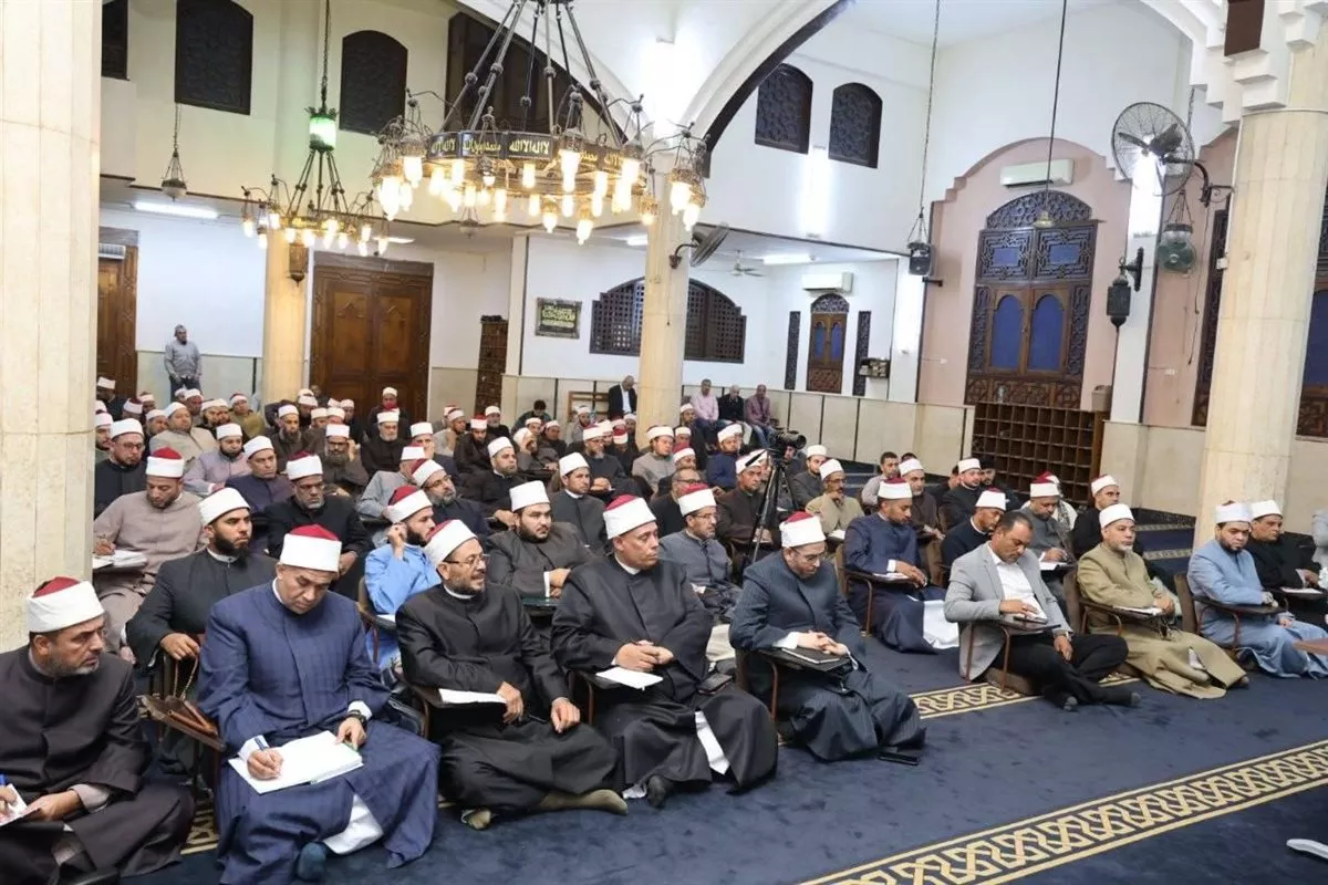 وزير الأوقاف يشهد افتتاح دورتي «أصول الفكر المعتدل» و«تحسين الأداء اللغوي» للأئمة بكرداسة