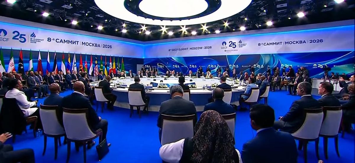 أمام قمة منتدى الغاز بموسكو.. وزير البترول يستعرض رؤية مصر لأمن الطاقة العالمي 4 أمام قمة منتدى الغاز بموسكو.. وزير البترول يستعرض رؤية مصر لأمن الطاقة العالمي
