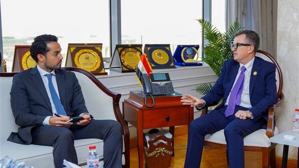 وزير التخطيط يبحث مع «LinkedIn» تطوير منظومة العمل
