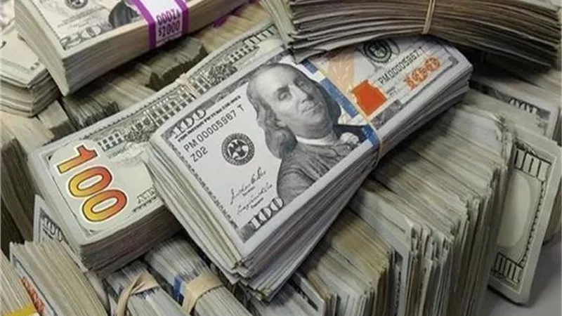 ارتفاع سعر صرف الدولار في البنوك المصرية (تحديث لحظي)